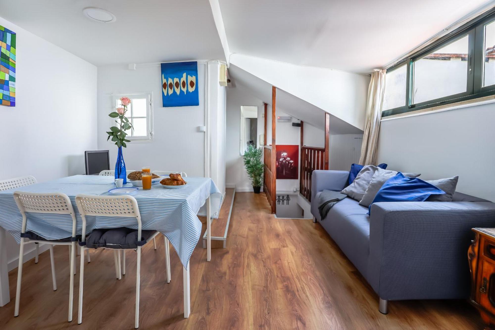 Cozy 3 Bedroom Apt In Lively Bairro Alto Lisbon Exterior photo